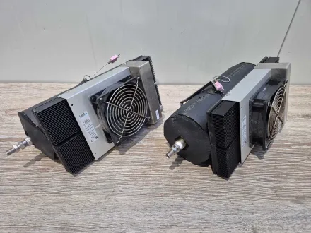 Laird – Peltier-Kühler mit Zylinder (2x) – RESALE