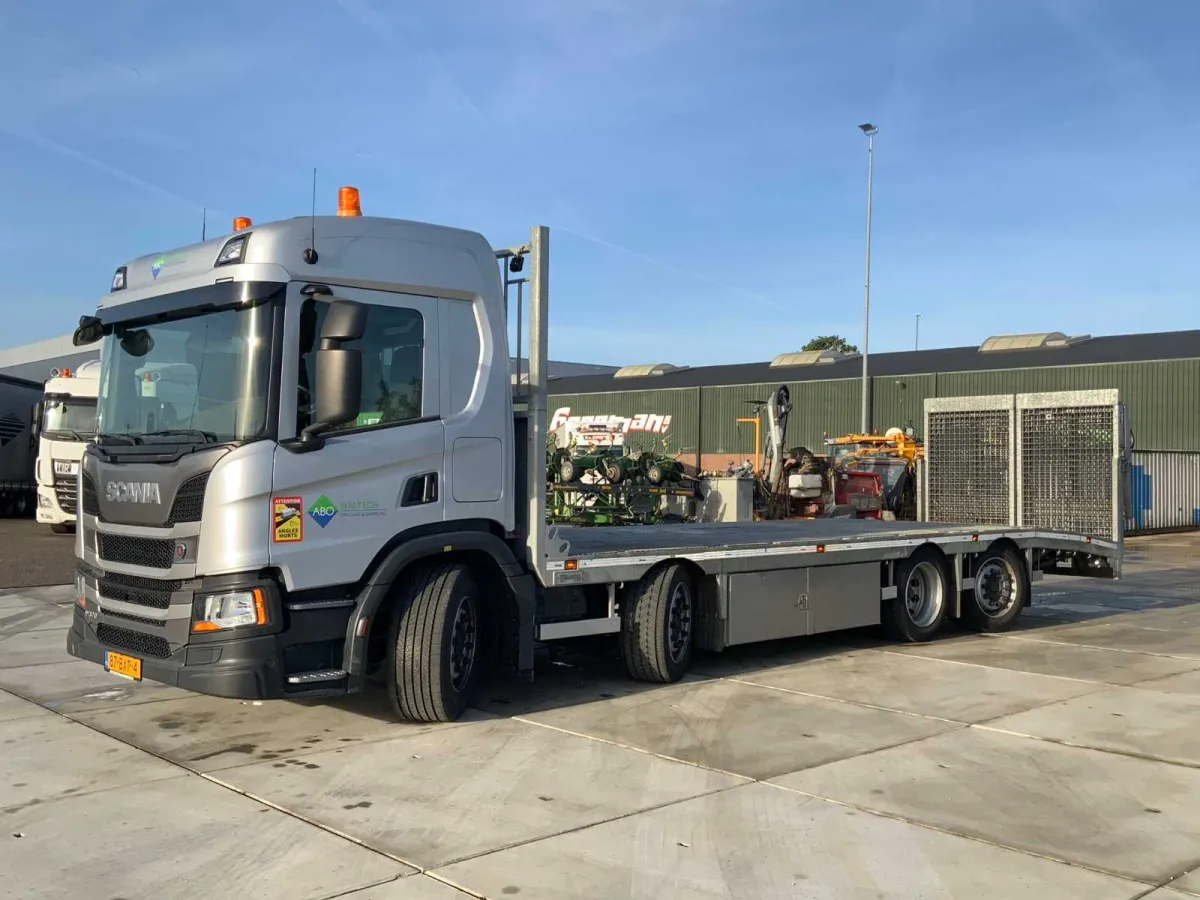 2024 Scania P370 Veldhuizen Oprijscania 37-85 8x2 Lkw
