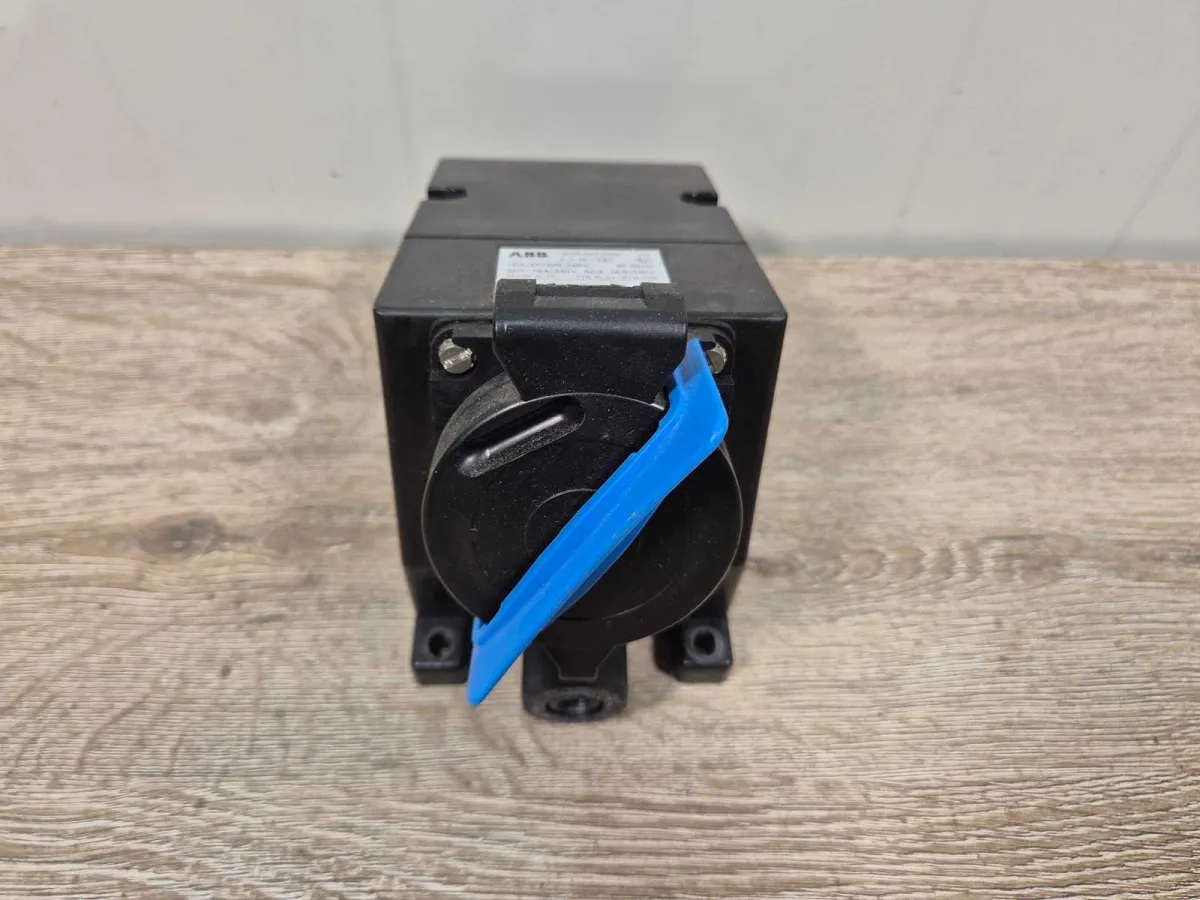 ABB - GHG 543 4306 Wandsteckdose 16 Ampere