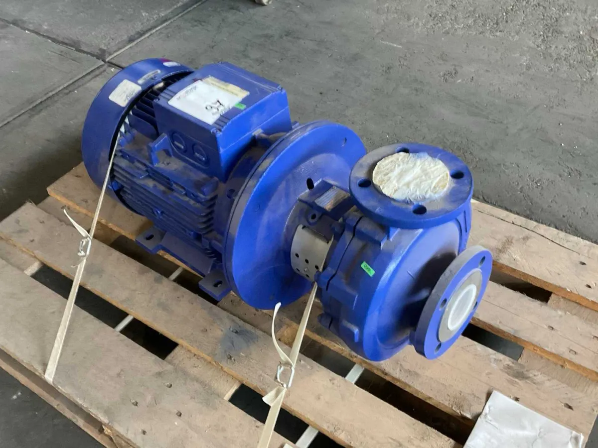 2004 KSB Etabloc GN050-200/1502 Kreiselpumpe