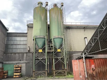BENTONIT und SILBERSAND – Silo – RESALE