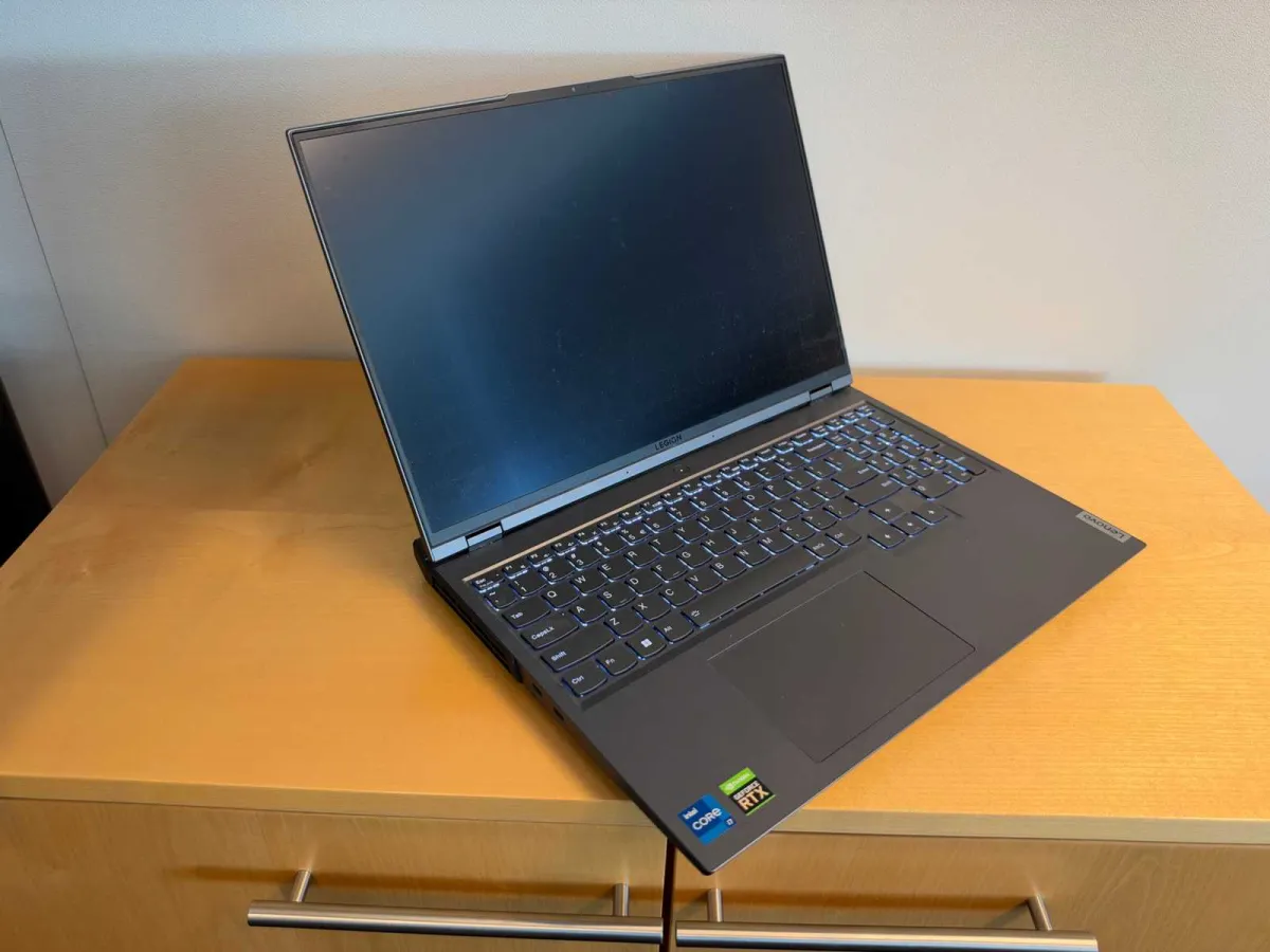 GamingLaptop - LENOVO - 82RF