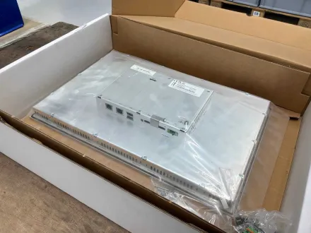 Bachmann OT1215WM Industrial Touchscreen HMI – RESALE