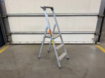 Zarges Z200 Stufenleiter – RESALE