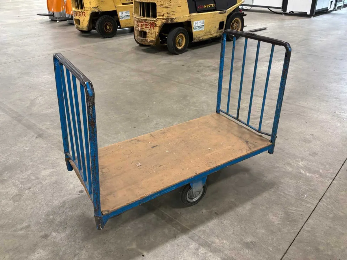 Metalltransportwagen (4x)