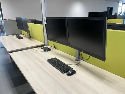HP EliteDisplay E242 Monitor (4x) – RESALE