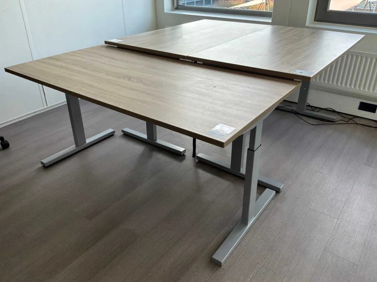 Büromöbel