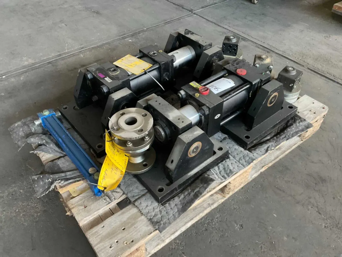 Parker Hannifin CT-2HRKS23AC Hydraulikzylinder (2x)