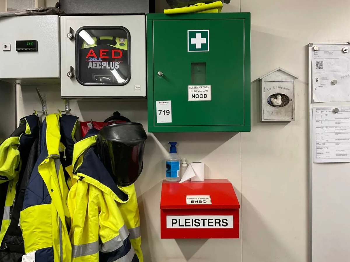 Zoll AED plus Defibrillator und andere Notfalleinsätze
