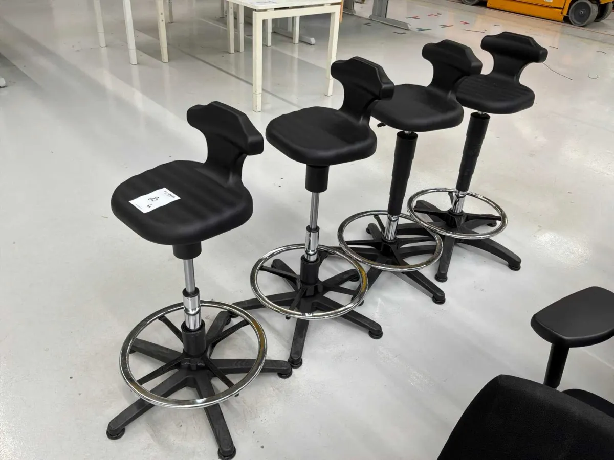 Arbeitshocker (4x)