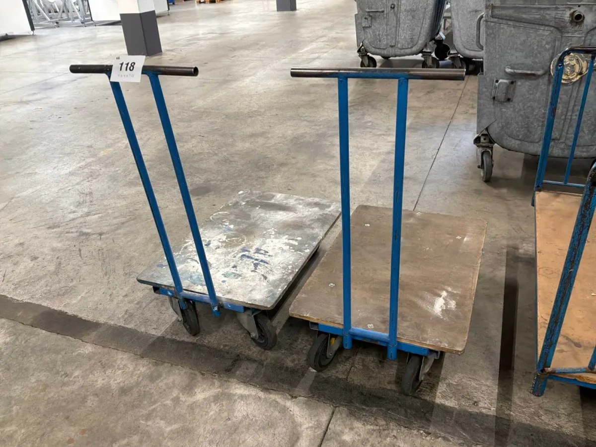 Metalltransportwagen (2x)