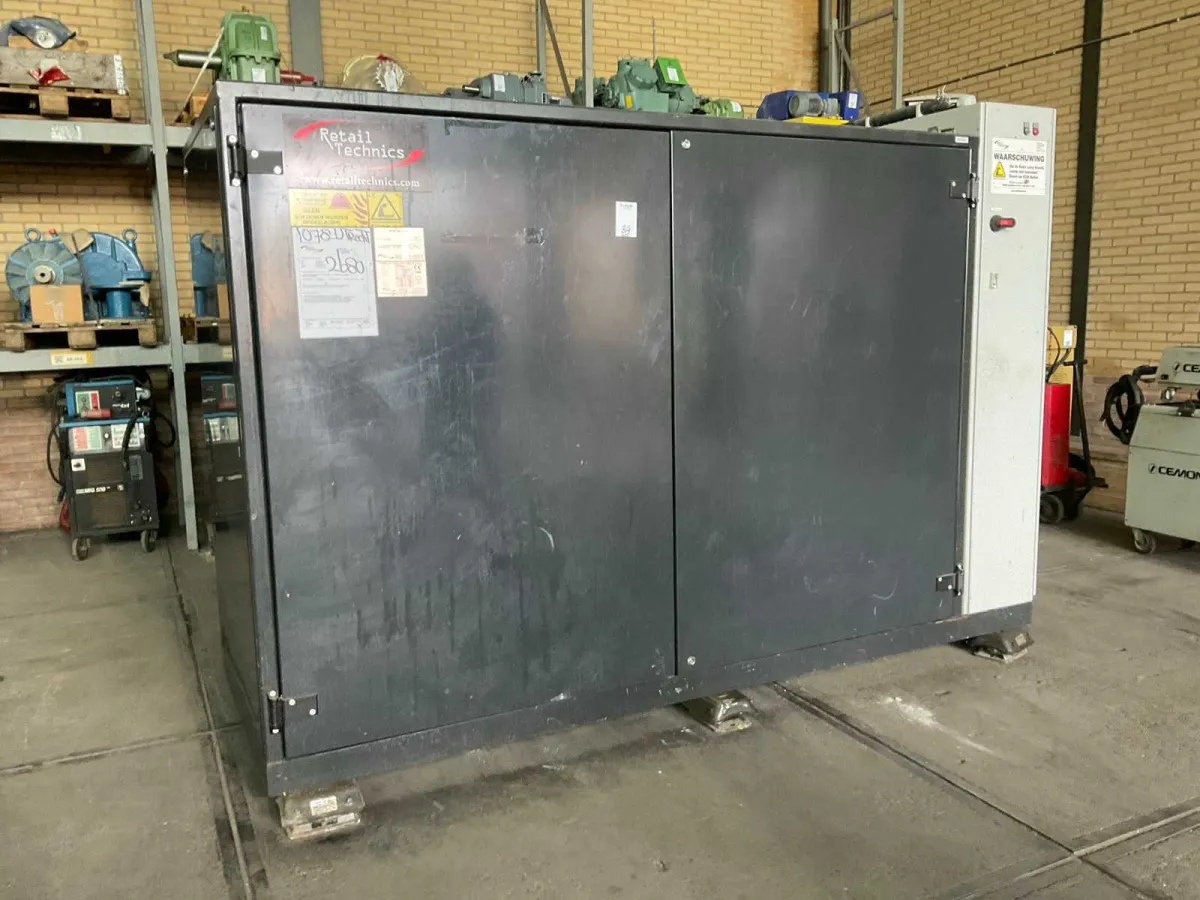 Installation von Retail Technics Kältekompressoren