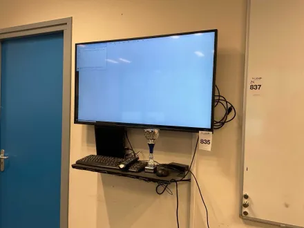 Samsung QBR-B Serie Monitor – RESALE