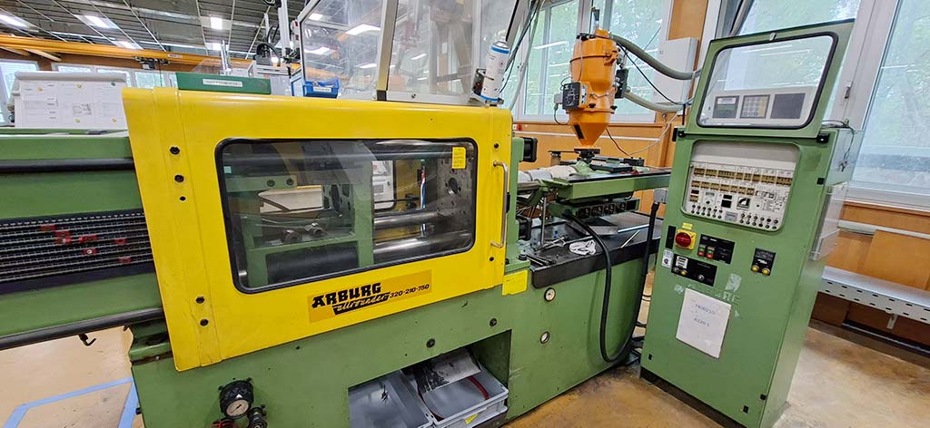 Arburg ALLROUNDER 320-210-750 Spritzgießmaschine
