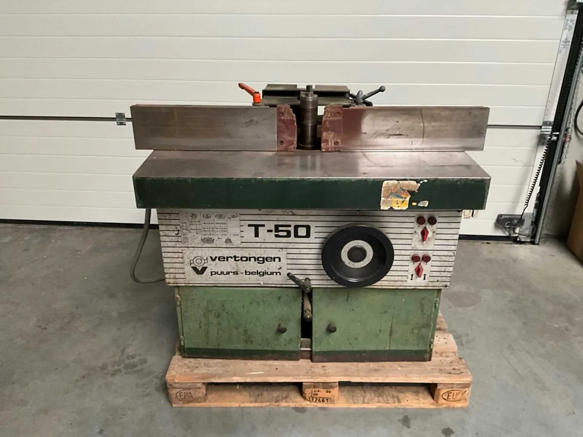 Vertongen T-50 Topie