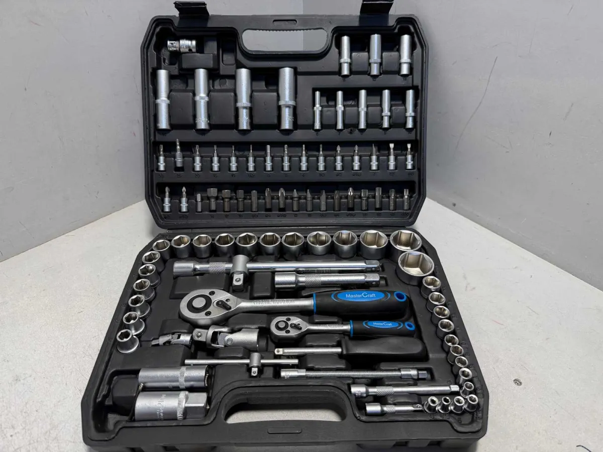 Set di prese MasterCraft da 94 pezzi