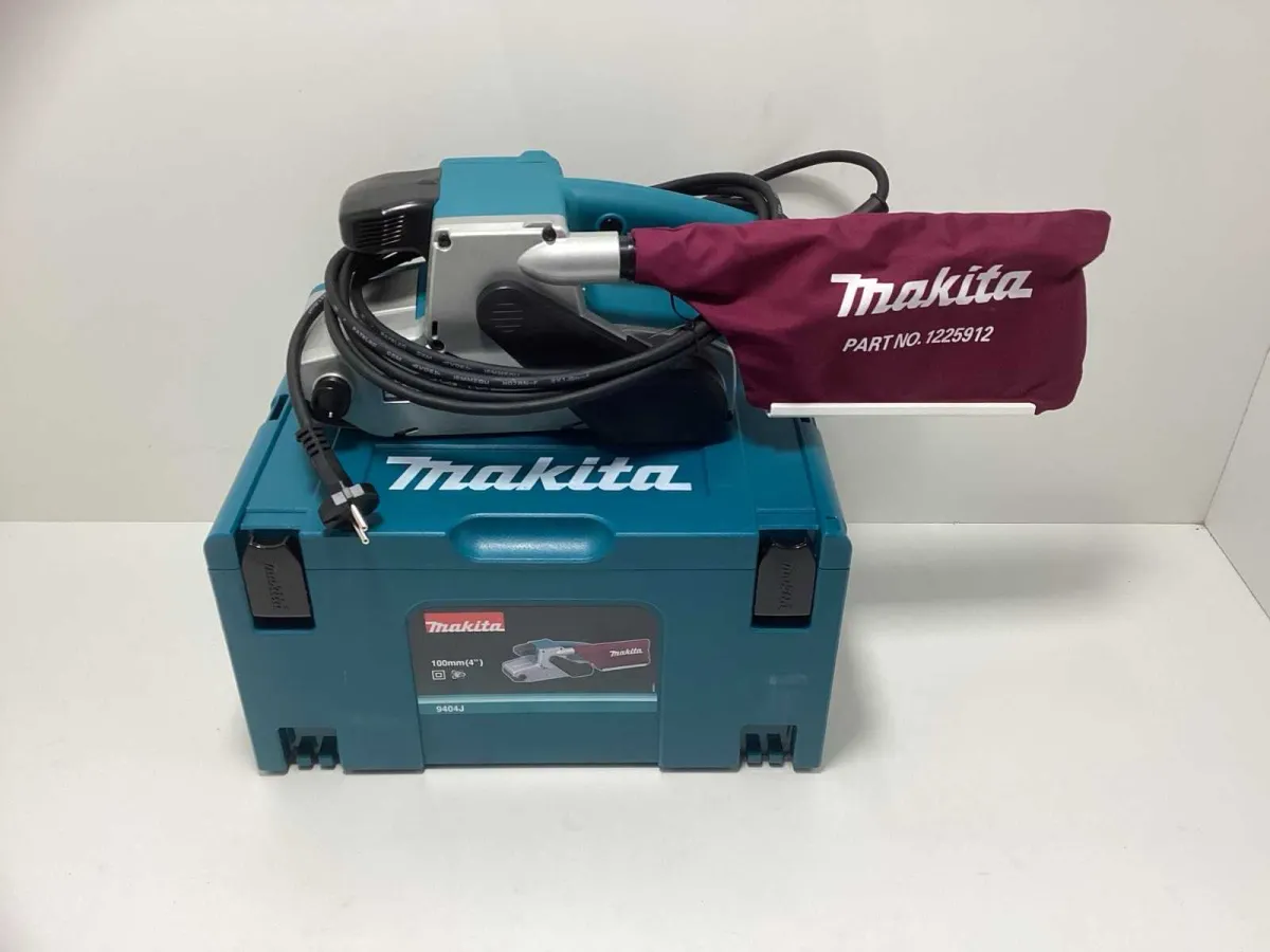 Makita 9404J Riemenschleifer (in M-Box)