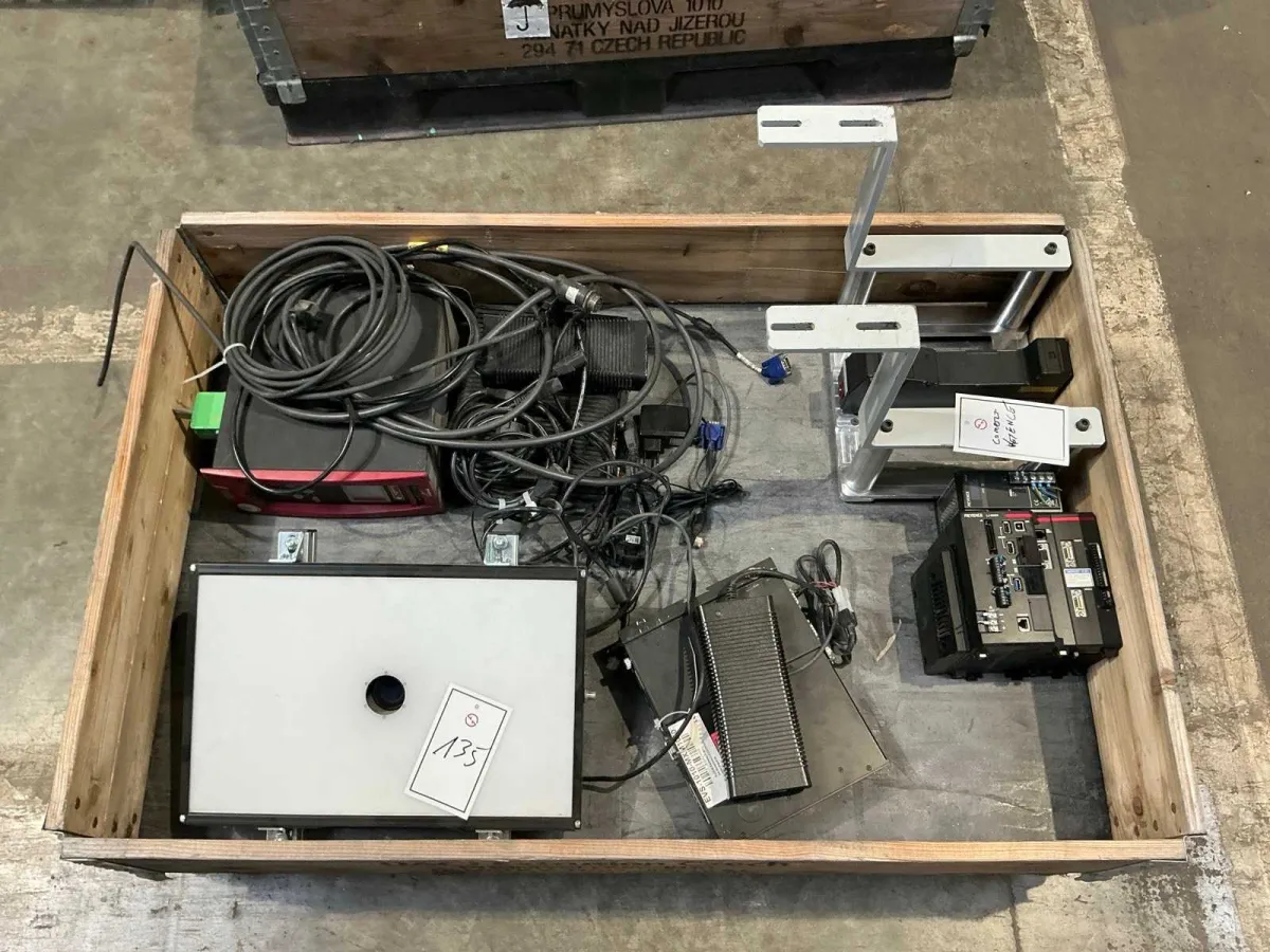 Keyrence LJ-x8000 2D/3D-Laserprofilometrie / Dimensionsmesssystem