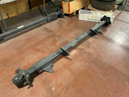 Colaert Achsen einer Rundballenpresse – RESALE