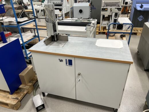 Kolbus ECK 100 Automatic Corner Cutter Buchbindereimaschinen
