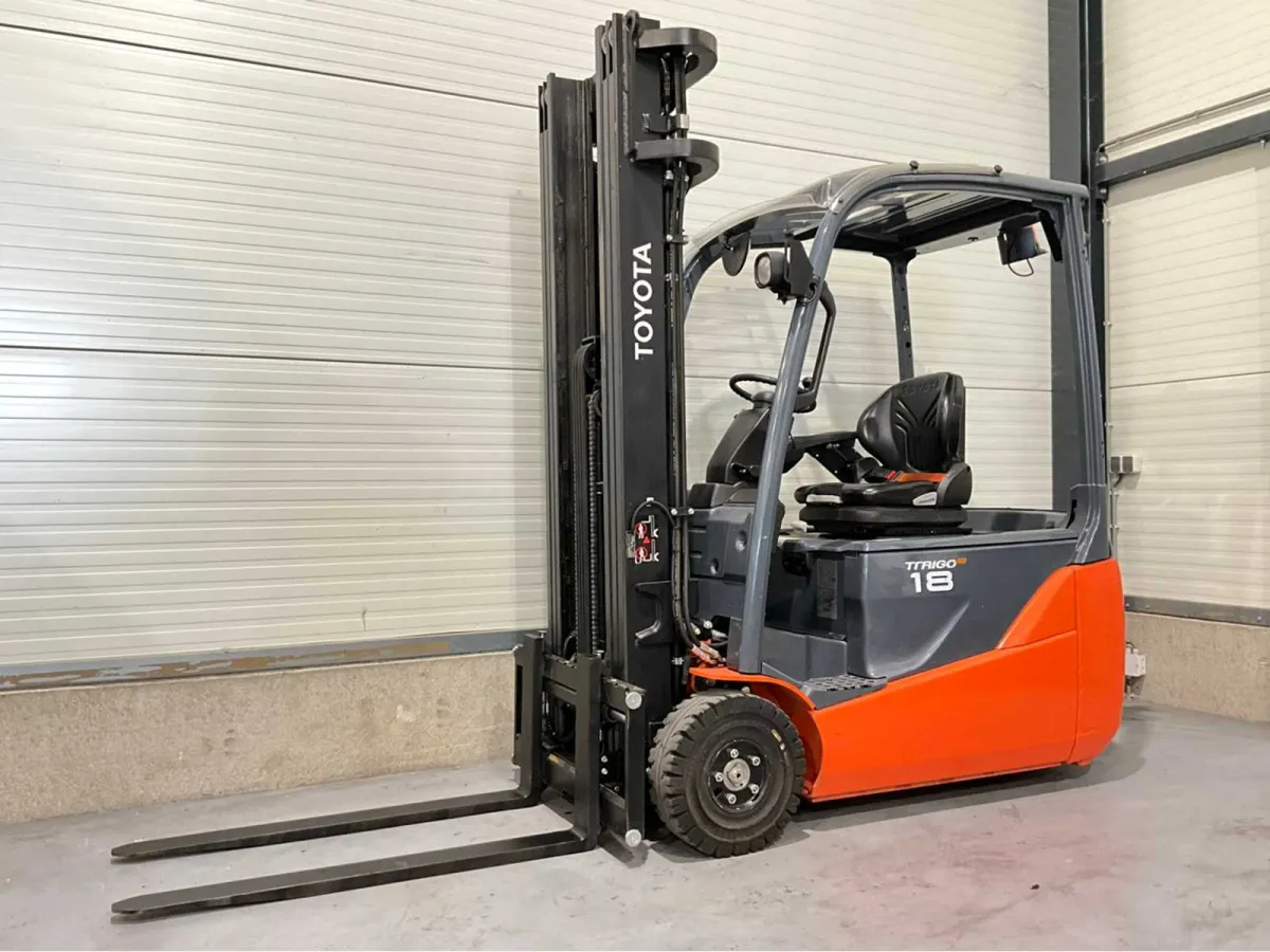 2021 Toyota 8FBE18T Gabelstapler