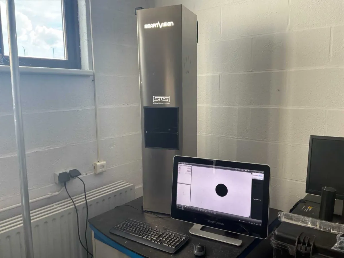Steuergeräte – SmartVision 108 × 73 mm optische Messmaschine mit Touchscreen und Metrology Suite V3