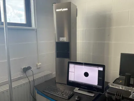 Steuergeräte – SmartVision 108 × 73 mm optische Messmaschine mit Touchscreen und Metrology Suite V3 – RESALE