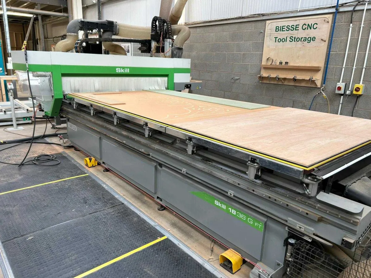 Biesse Skill - 2014 - 18,36GFT - Vertikale CNC-Bearbeitungszentren