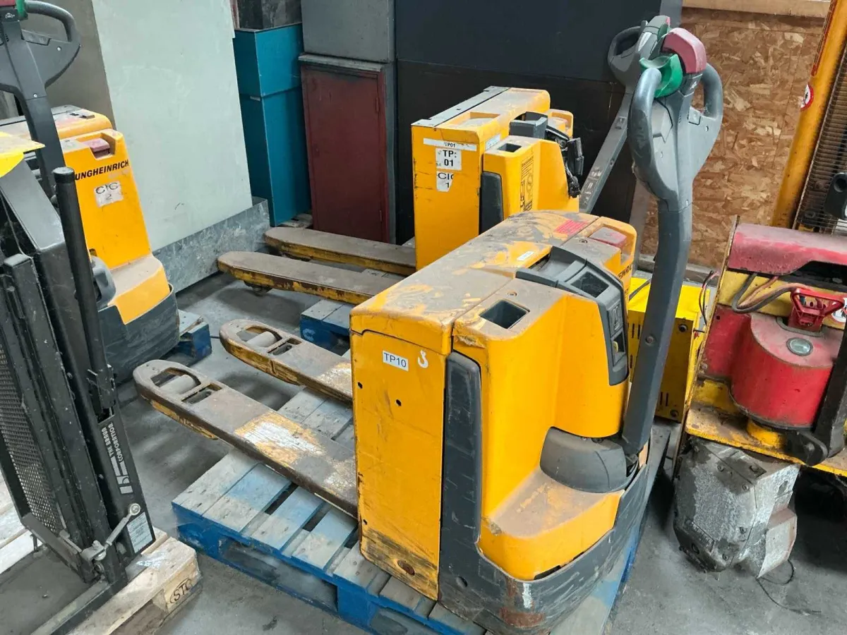 Jungheinrich EJE 116 elektrischer Palettenwagen – 1.600 kg – Fräsensteuerung