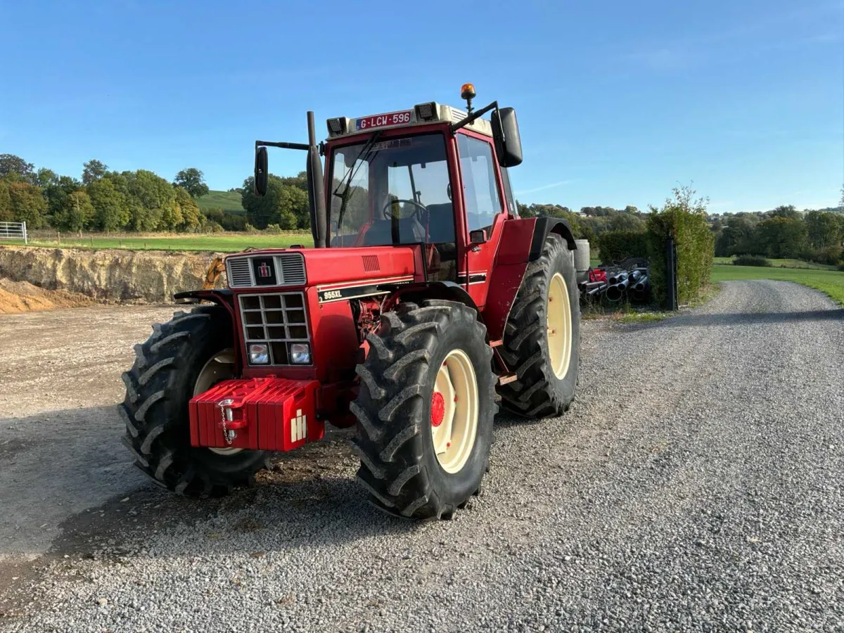 1982 International Harvester Typ 955 4WD Landwirtschaftstraktor