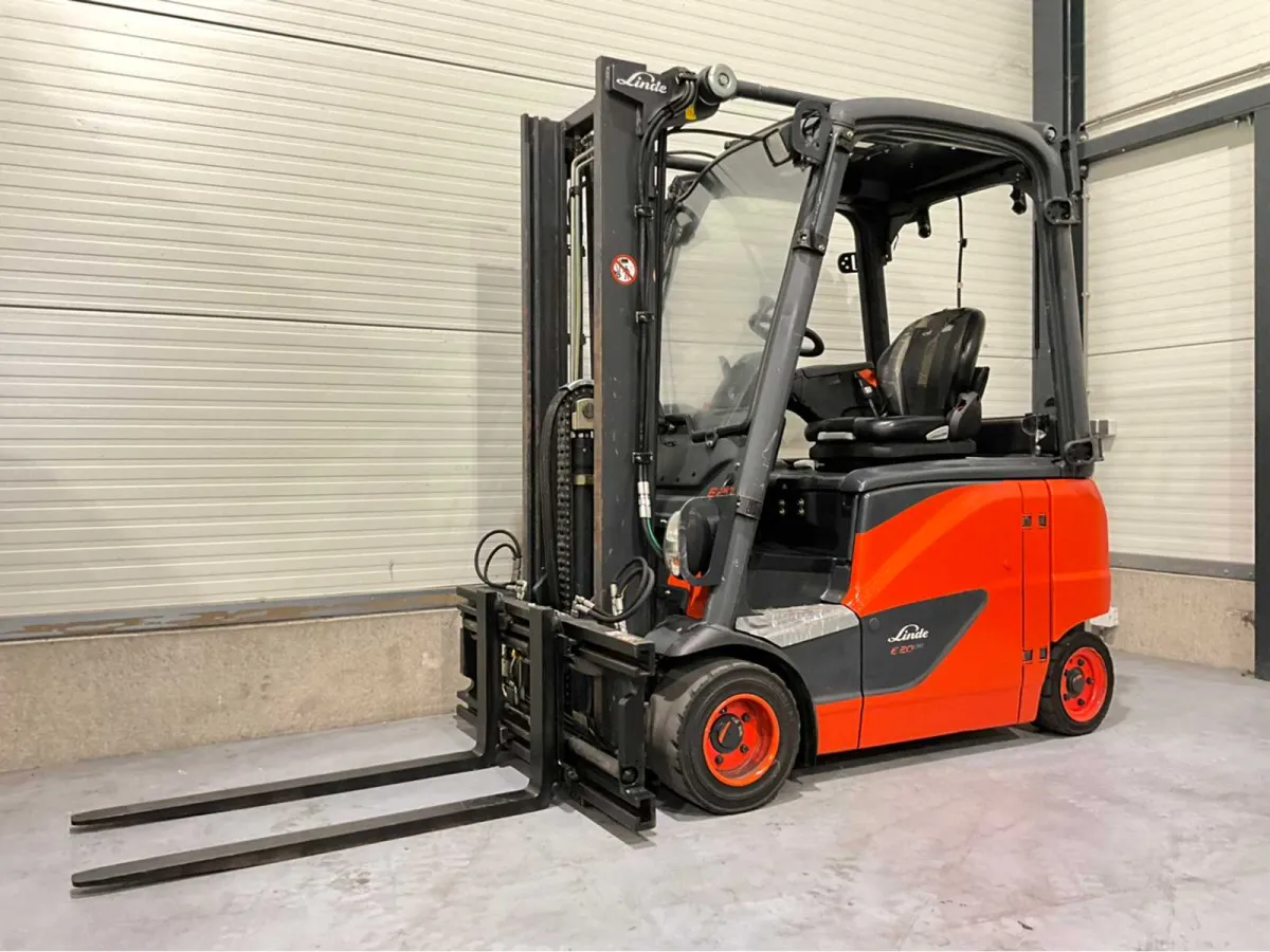 2015 Linde E20PH-02 2000KG Gabelversteller-Gabelstapler