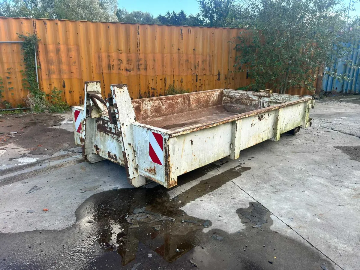 Müllcontainer