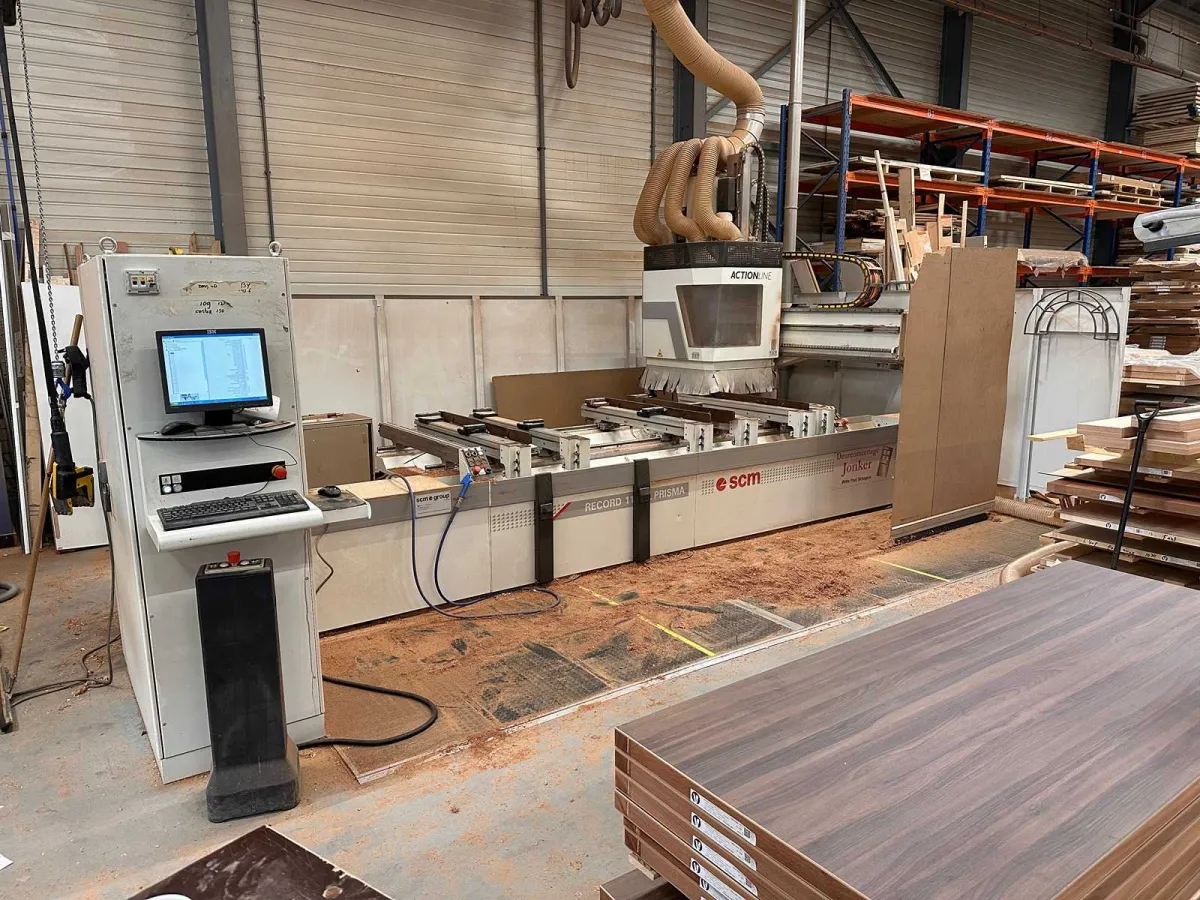 SCM-Rekord – 2006 – 110 AL TVN Prisma – Vertikale CNC-Bearbeitungszentren