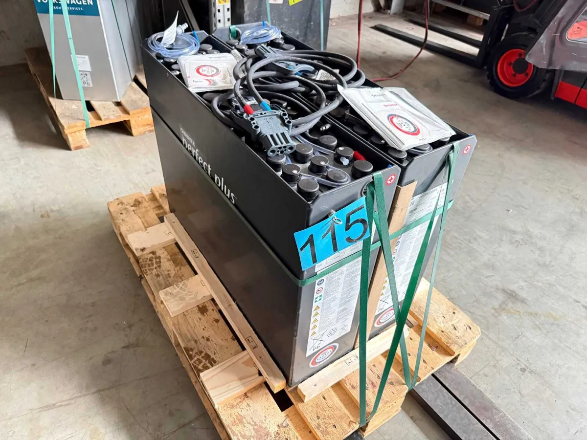 06/2026 Hawker Perfect Plus 24V 3 PzS 375Ah Hubwagen Ameise Gabelstapler Batterie Akku