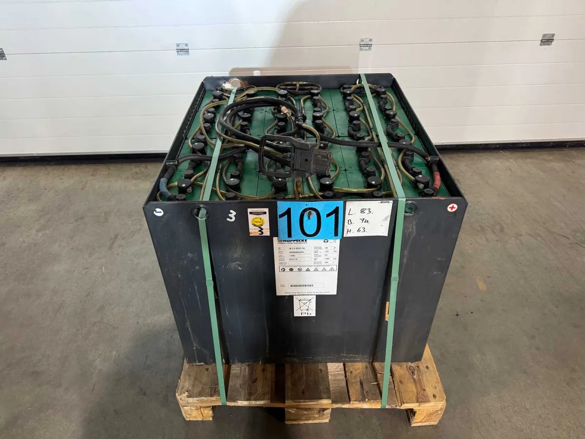 07/2016 Hoppecke 48V 750Ah Gabelstapler Batterie Akku LxBxH = 83x73x63cm