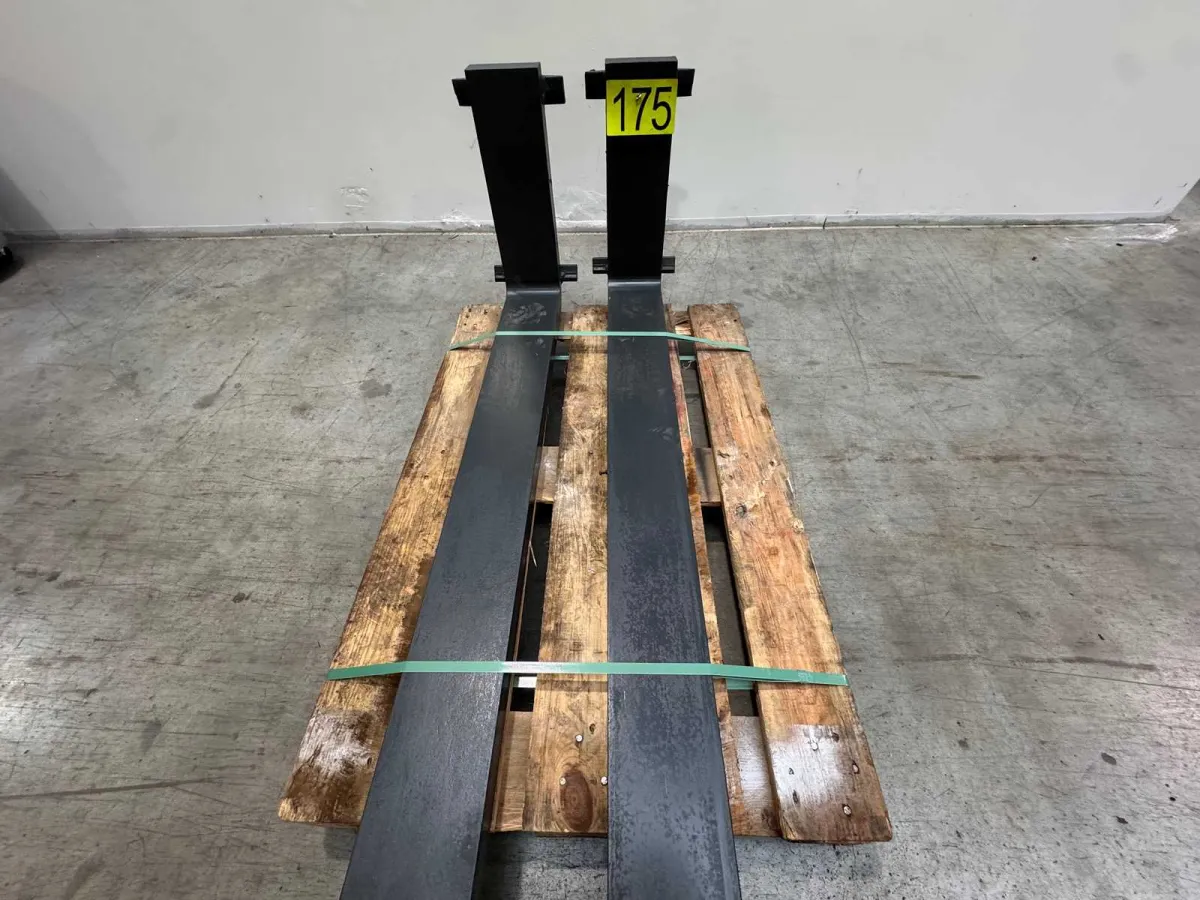 Set 2x Vetter Gabeln FEM 2 ISO 2A 240cm 2.500g Gabelstaplergabeln Gabelstapler 240x15x5cm