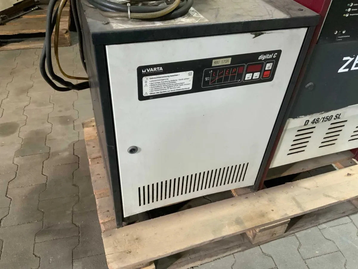 Varta Digital C Batterieladegerät