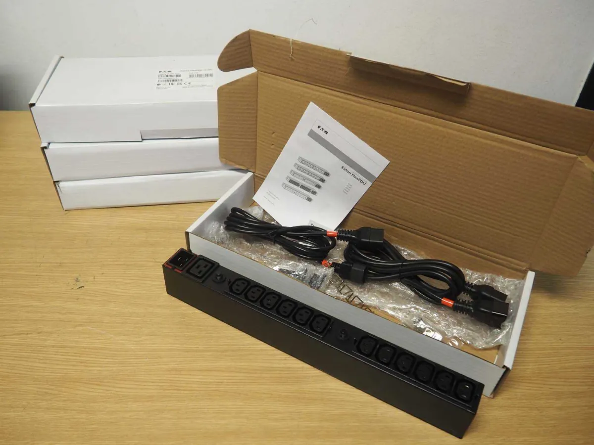 Eaton – FlexPDU 12IEC – Leistungsverteiler (4x)