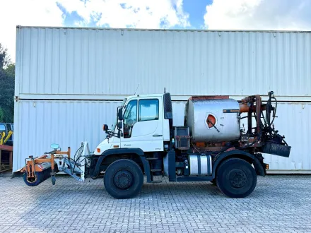 Mercedes Unimog - U400 mit Breining U2000 Bitumspritze - 2014 - Bitumenspritze – RESALE