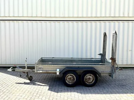 Humbaur - Anhänger mit Rampen / TÜV 01/27 - 2006 - Autoanhänger – RESALE