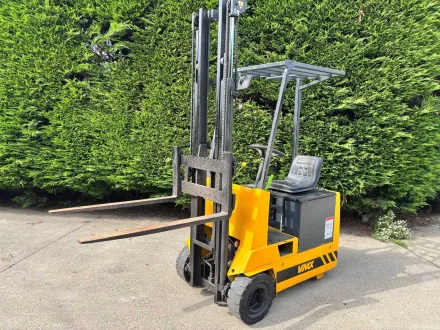 2009 VMAX E10N Gabelstapler Elektrisch 1000 kg – 3 m Hebehöhe – RESALE