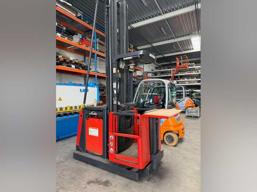 Linde elektrischer Hochaufsatz-Kommissionierer – 1.000 kg – Kommissionierungshöhe 7,50 m – inklusive