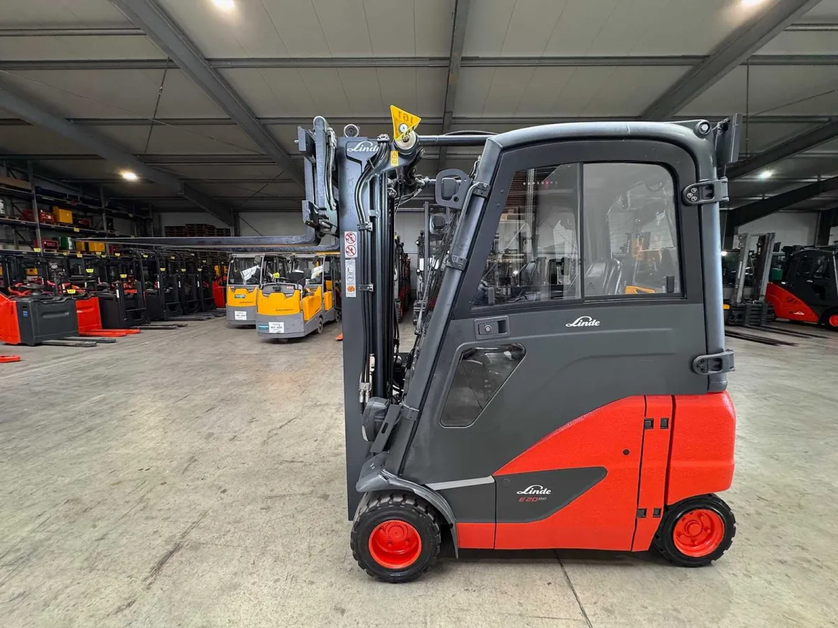 2018 Linde E20PH 2.000kg Triplex 462cm 3.+4. Ventil Vollkabine 7.399 Stunden