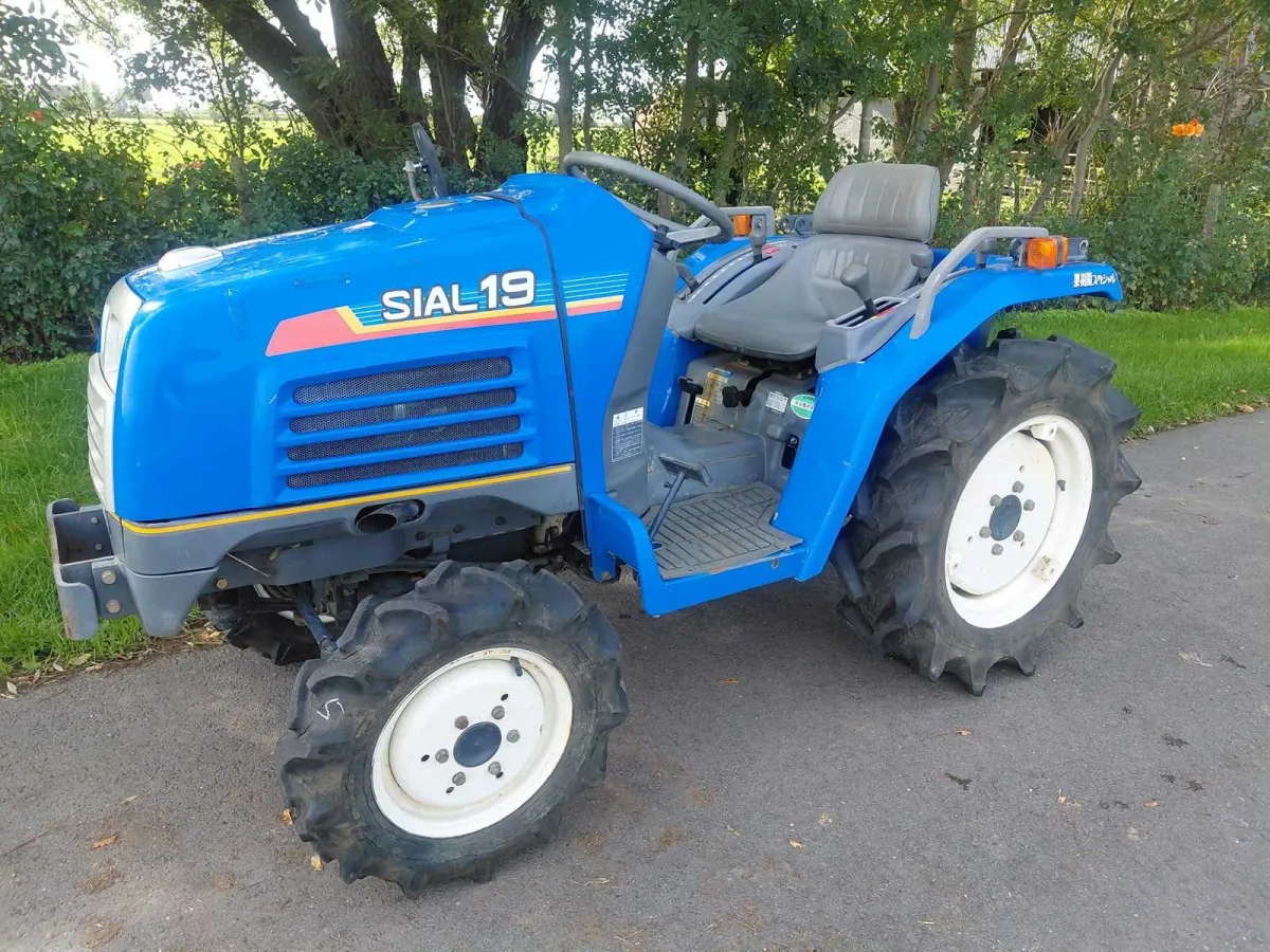 Iseki TF19 – Mini-Traktor