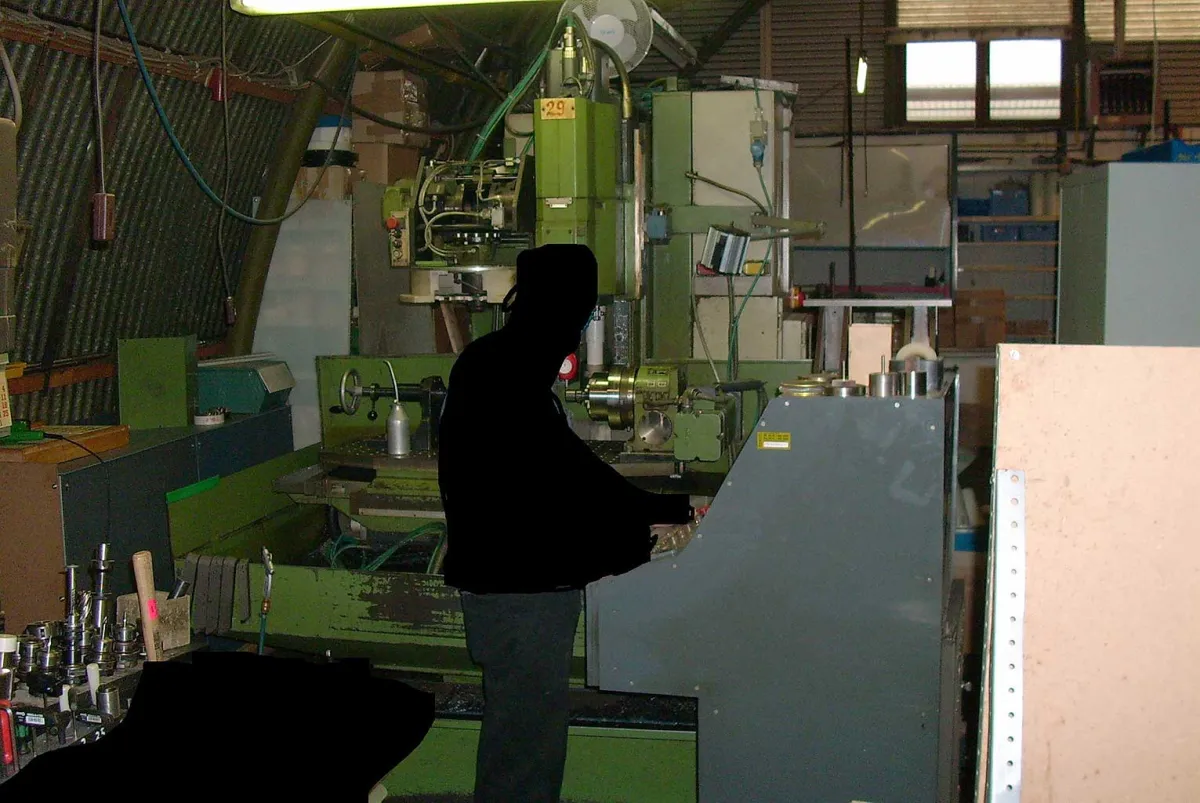 Chiron FZ 25 NC NC-Fräsmaschine