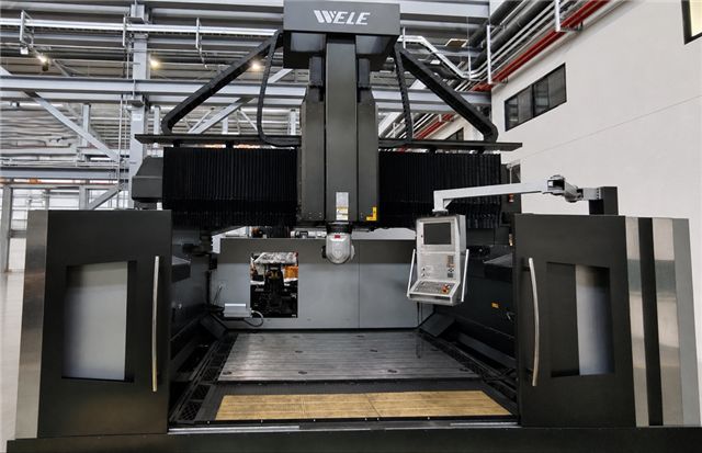 WELE DG-320U 5X Portal - Bearbeitungszentrum