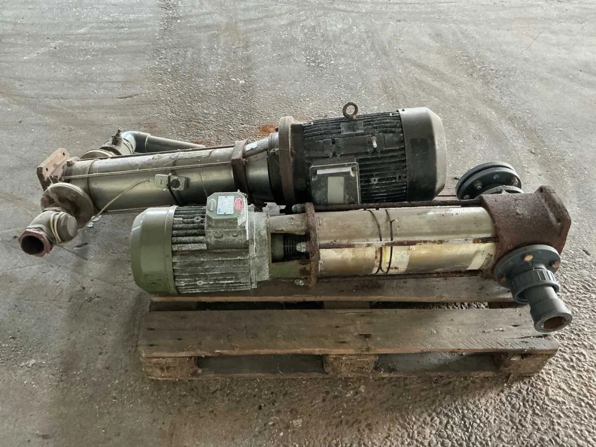 Ebara EVM 18 12F5 & SAER CVM 131-B/11 vertikale mehrstufige Zentrifugalpumpen – 11 & 5,5 kW