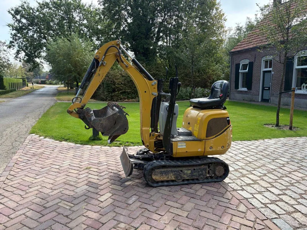 CAT - 2015 - 300.9D - Mini-Bagger