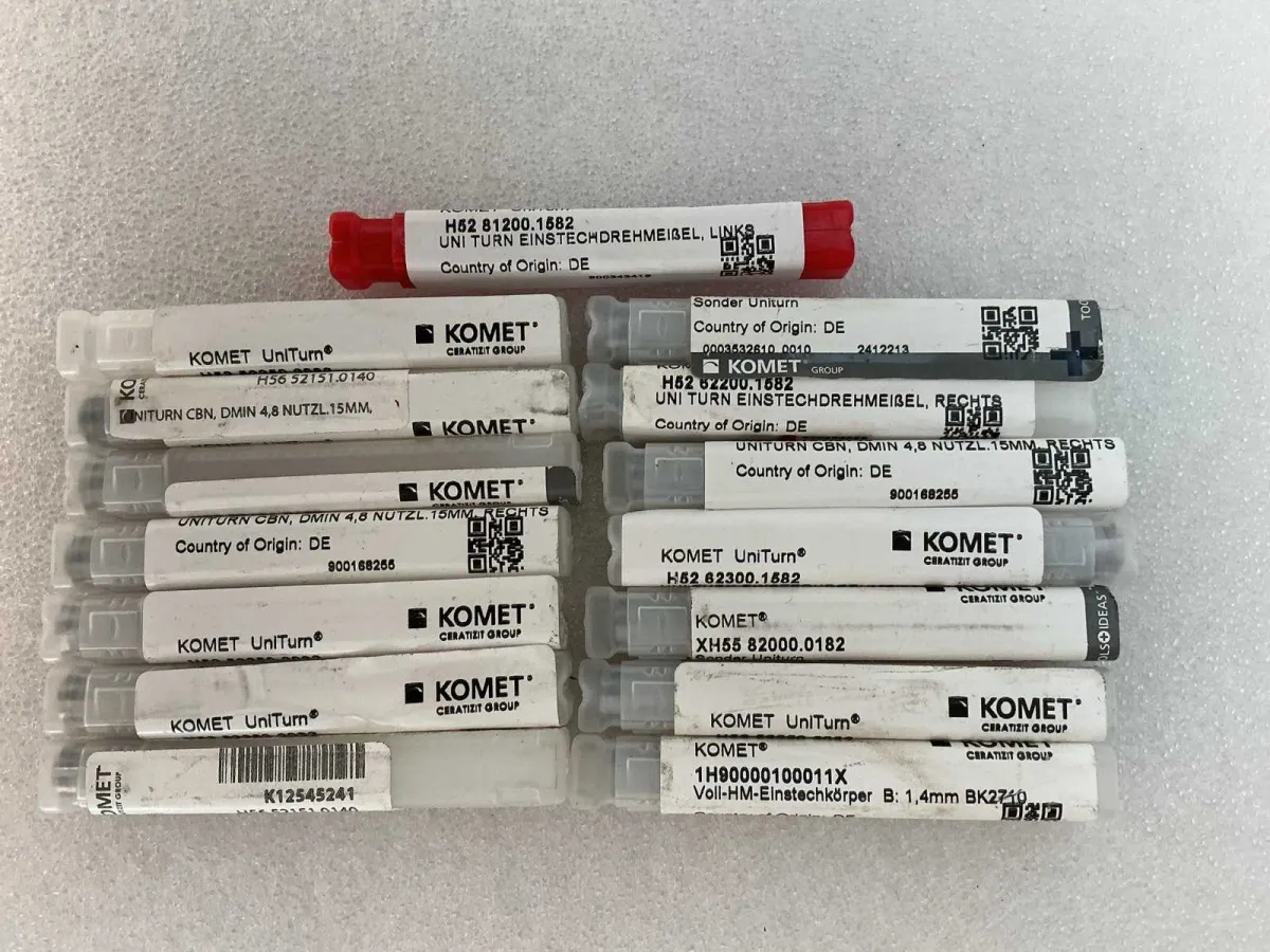 Mini tiges de forage en carbure massif Komet Uni Turn (15x)