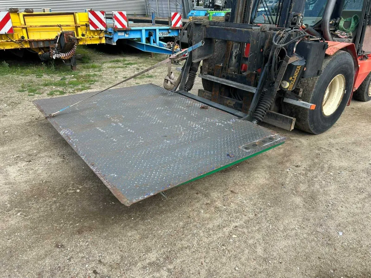 2009 Dhollandia DH-LM.50 hydraulische Heckklappe – 2.000 kg – 253 cm breit
